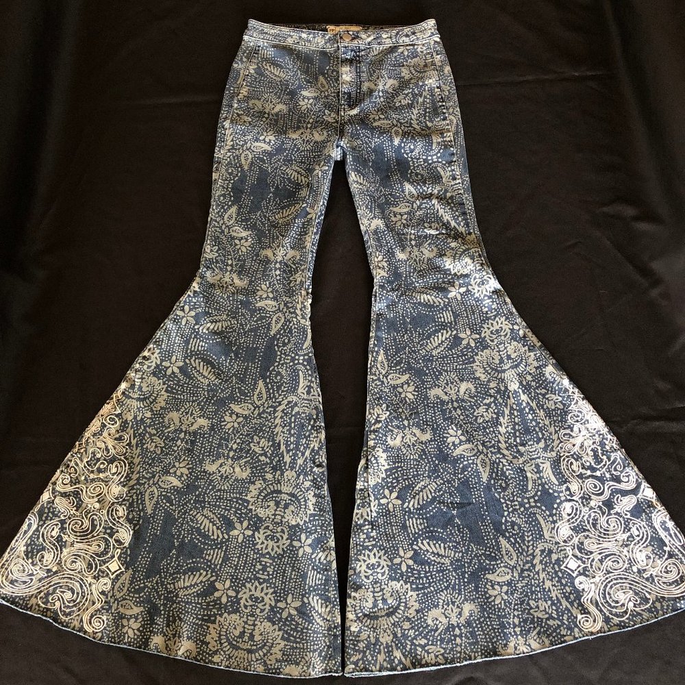 Free People Printed Embellished Just Float On Flare Size 27 - Picture 5 of 16